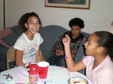 Brianna, Quentin, & Erika -- xmas eve